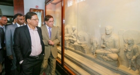 President Sirisena visits Pakistan&#039;s Taxila Museum