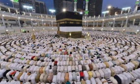 Record 14 million visit Makkah in 16 days