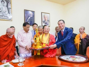 China-Lanka Buddhist links to flourish under Maithripala leadership - Chinese Sangha Nayake Thero
