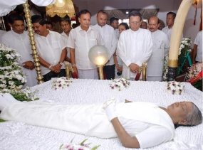 President pays his last respects to Sujatha Ekanayake