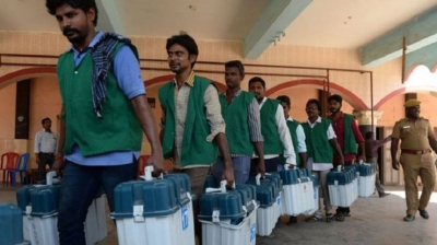 India election 2019: Poll official &#039;killed by Maoists&#039;