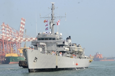 INS ‘Jamuna’ arrives at Colombo harbour