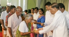 President distributes Rs.3000 assistance to Kidney Patients