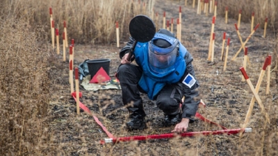 Nearly Rs. 10 bn from US for demining in 2018