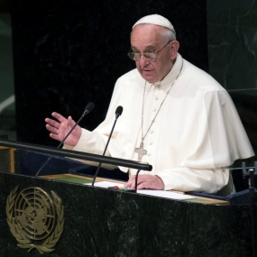 At U.N., Pope attacks &#039;boundless thirst&#039; for wealth and power