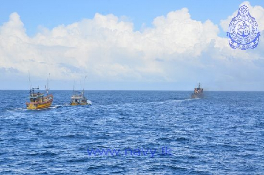 Navy rescues ten Sri Lankan fishermen in distress