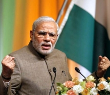 Modi stresses on "Make in India" in defence