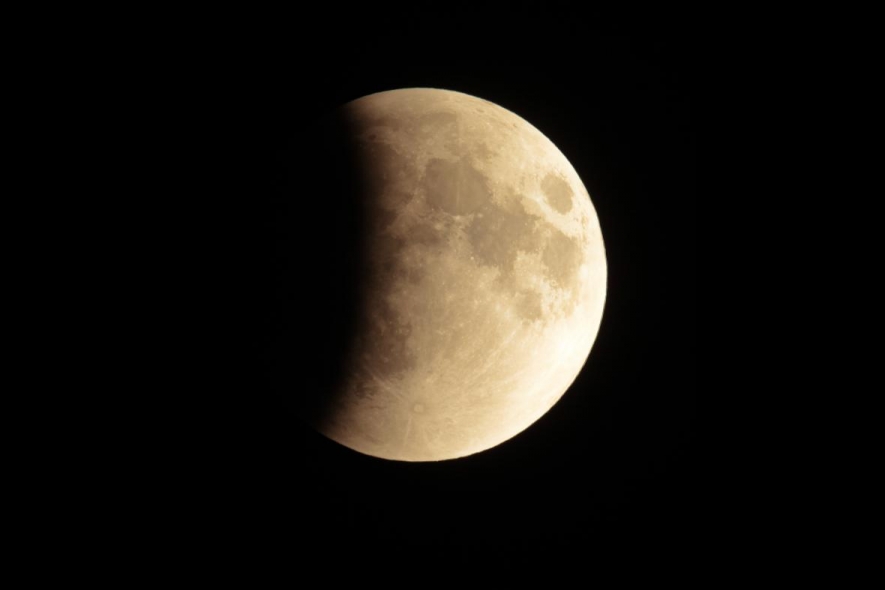 Lunar eclipse tonight