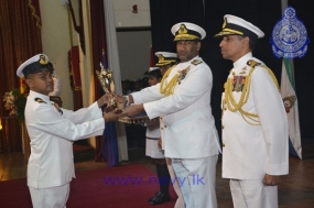 Navy awards certificates to Officers who followed Logistics Course