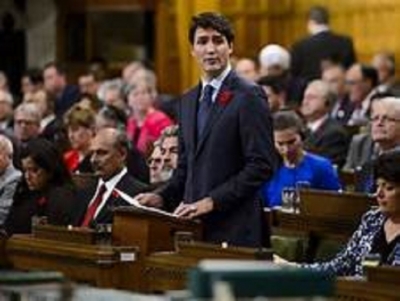 Canada election: Trudeau&#039;s Liberals win but lose majority