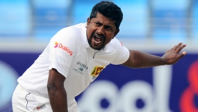 Rangana Herath completes 300 wickets in Test Cricket