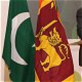 Lanka to strengthen cooperation with Pakistan in business and industry