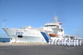 Indian Coastguard ship arrives to Sri Lanka
