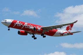 Indonesia to Singapore AirAsia flight loses contact with air traffic control