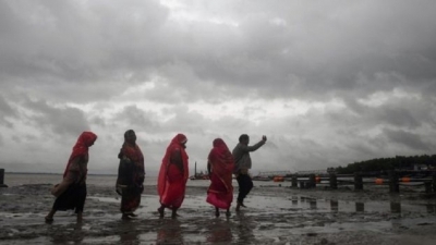 Cyclone Bulbul kills 13 across India and Bangladesh
