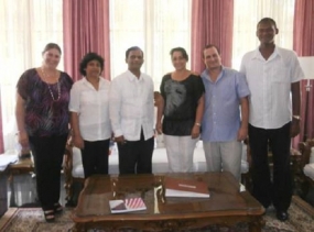Ambassador meets with Cuban Delegation for WCY 2014