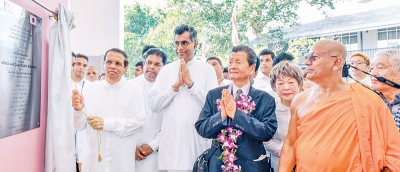 President opens building at Sri Mahindarama Viharaya