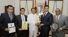 Blue Mountain Group presents its APPAS Award to President