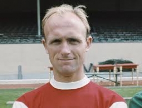 Don Howe: Former Arsenal and England coach dies aged 80