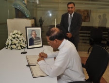 President Sirisena signs condolence book at Indian High Commission