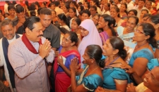 President meets Child Development and Women's Affairs Officers