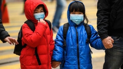 Coronavirus: Hong Kong to slash border travel as virus spreads