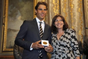 Rafael Nadal Receives the Grand Vermeil Paris Medal