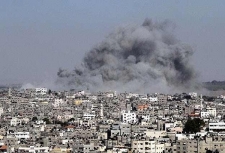 "Israel announces 7-hr humanitarian truce in Gaza"