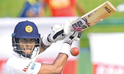 Sri Lanka require 75 runs, England three wickets: