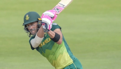 Du Plessis stars in South Africa’s win in first ODI