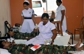 Troops donate blood to Mullaithivu hospital