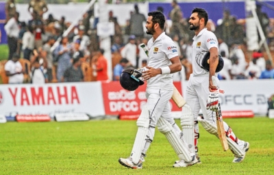 Dimuth stars as Sri Lanka sniff victory